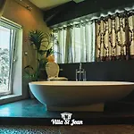 St Jean Romantique לה קיוטאט