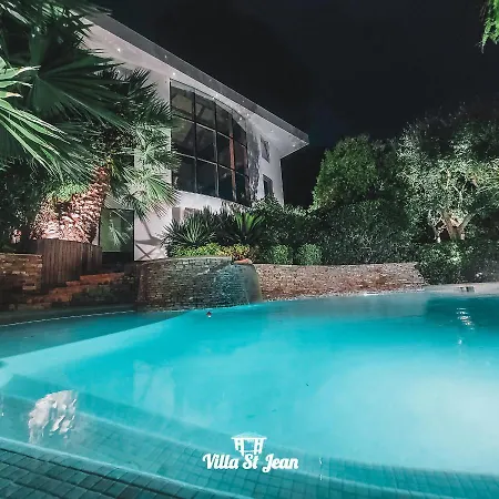 بيت ضيافة St Jean Romantique